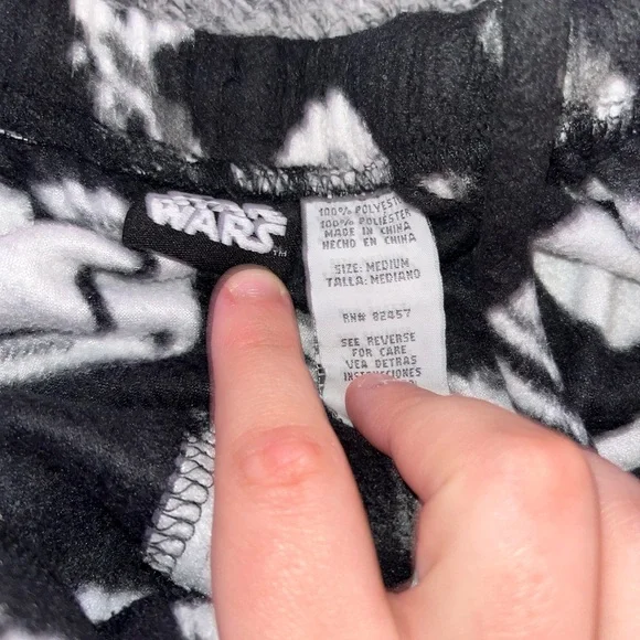 Men’s Star Wars Pajama Pants - Picture 3 of 3